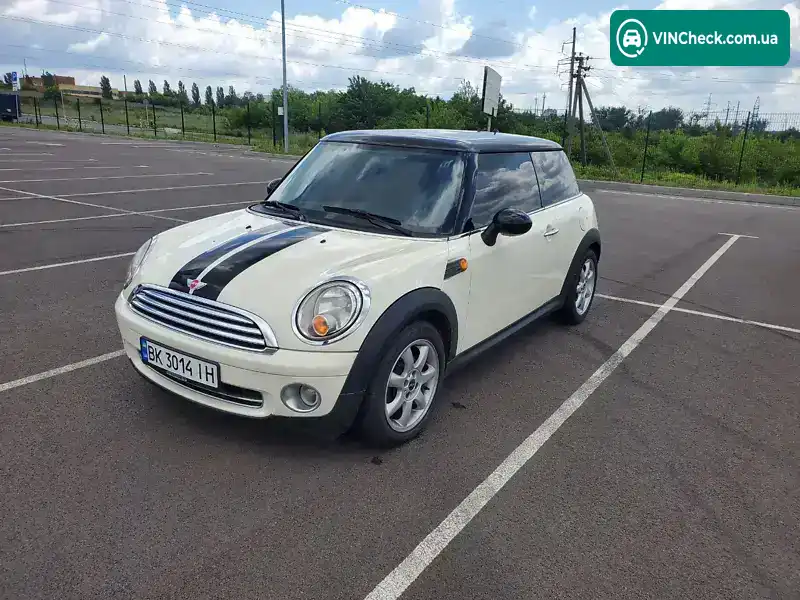 MINI Hatch 2007, фото з оголошення 2 з 16, VIN WMWMF31080TS69214
