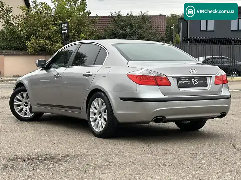 Hyundai Genesis 2008, фото з оголошення 2 з 21, VIN KMHGC41EP9U035971