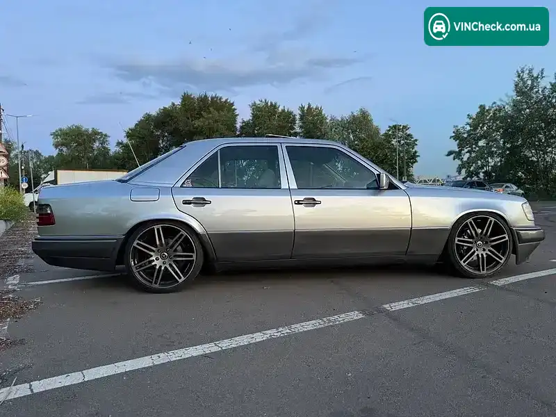 Mercedes-Benz E-Class 1993, фото з оголошення 1 з 20, VIN WDB1240321C042764