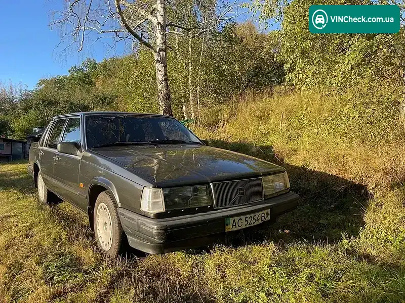 Volvo 740 1988, фото з оголошення 2 з 16, VIN YV1744762J2198179