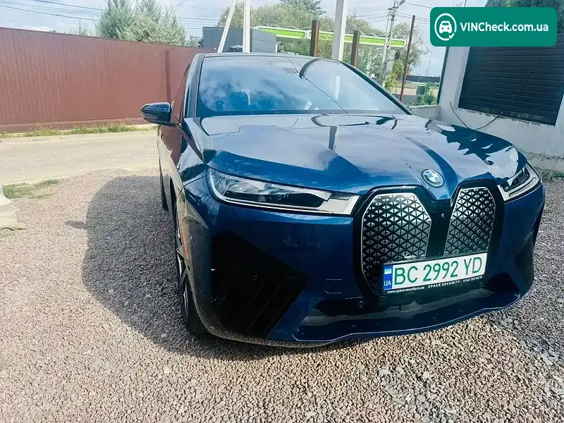 BMW iX 2023, фото з оголошення 2 з 20, VIN WB523CF04RCP66801