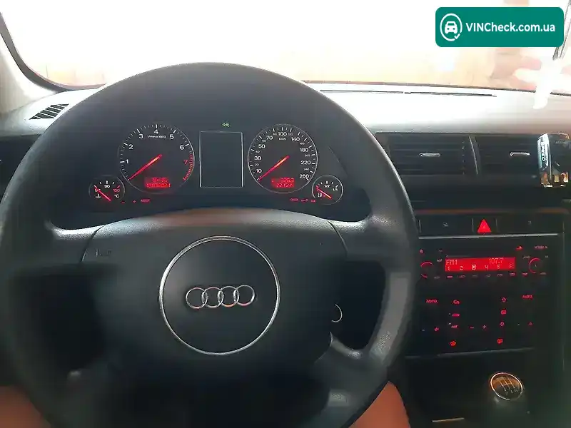 Audi A4 2003, фото з оголошення 1 з 19, VIN WAUZZZ8E94A040642