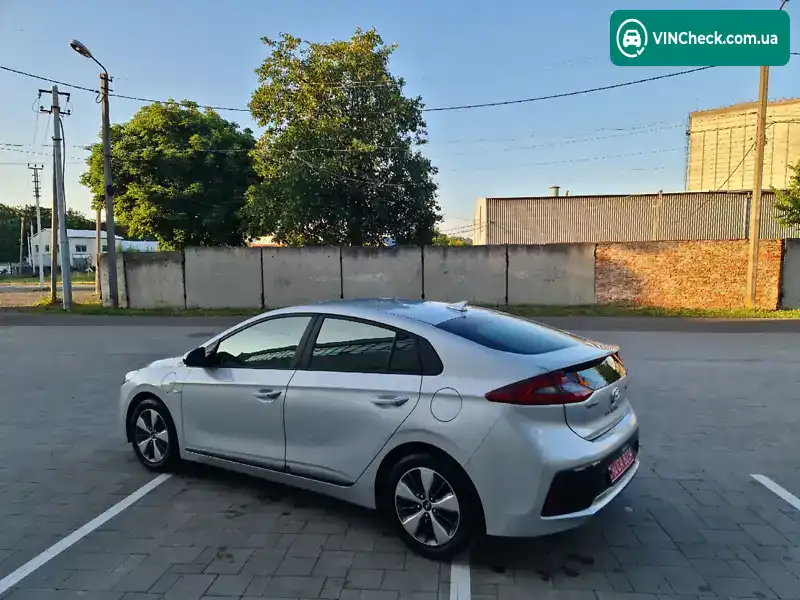 Hyundai Ioniq 2019, фото з оголошення 2 з 20, VIN KMHC65LD9KU156746