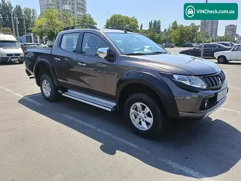Mitsubishi L 200 2017, фото з оголошення 1 з 20, VIN MMCJYKL10HH013753