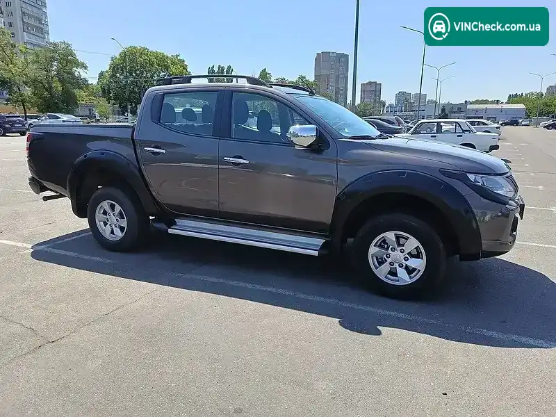 Mitsubishi L 200 2017, фото з оголошення 2 з 20, VIN MMCJYKL10HH013753