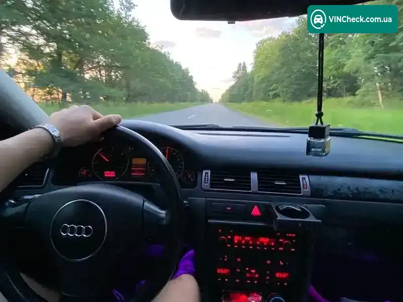 Audi A6 2003, фото з оголошення 2 з 11, VIN WAUZZZ44ZEN095617