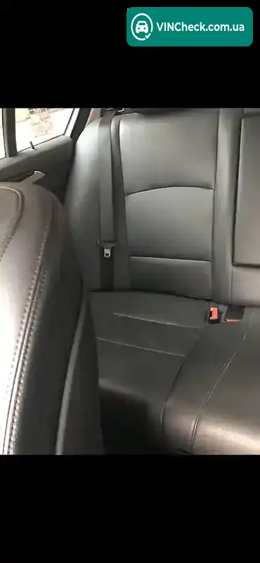 BMW 5 Series 2012, фото з оголошення 2 з 6, VIN WBAXA31010DW61957
