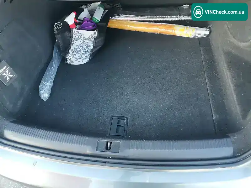 Audi A4 2012, фото з оголошення 1 з 11, VIN WAUAFAFL4DN009719