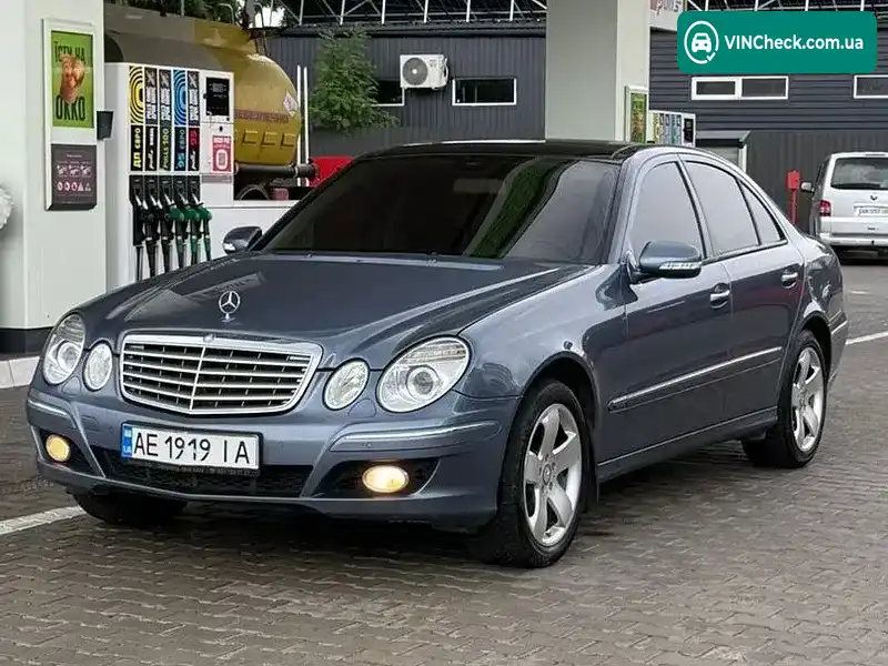 Mercedes-Benz E-Class 2006, фото з оголошення 2 з 17, VIN WDB2110541B033805