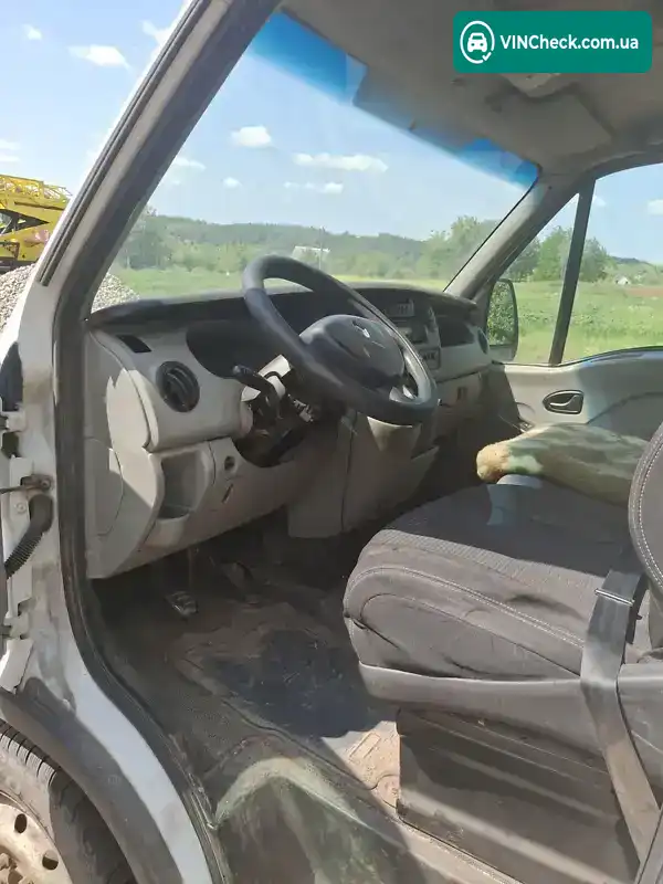 Renault Master 2004, фото з оголошення 1 з 8, VIN VE1FDCUL632250404