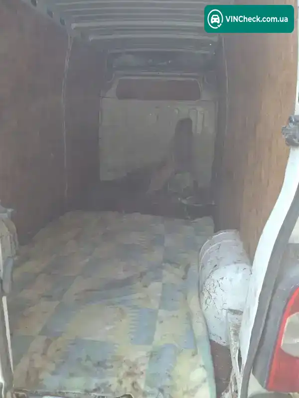 Renault Master 2004, фото з оголошення 2 з 8, VIN VE1FDCUL632250404