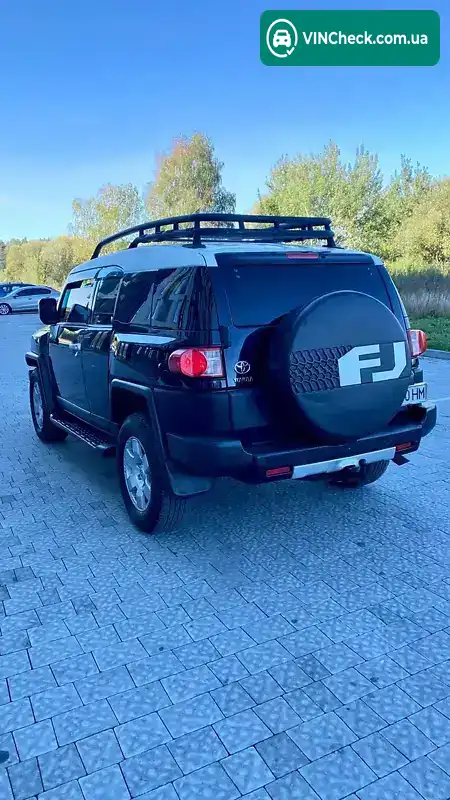 Toyota FJ Cruiser 2008, фото з оголошення 2 з 21, VIN JTEBU11F58K020424
