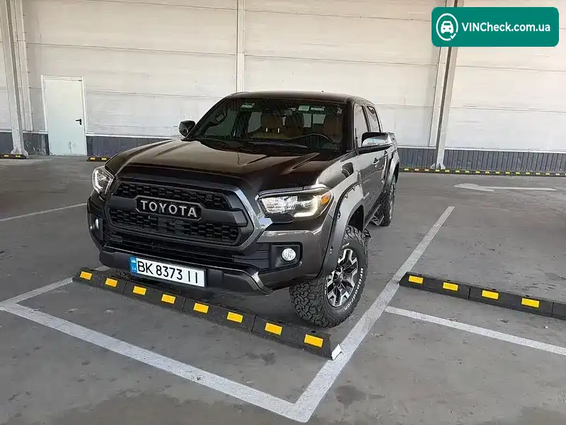 Toyota Tacoma 2018, фото з оголошення 1 з 20, VIN 3TMCZ5AN8KM190656