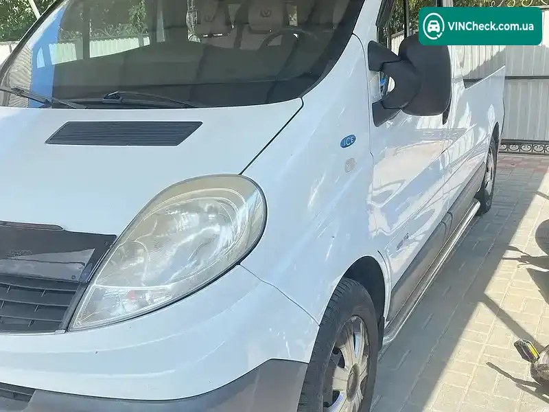 Renault Trafic 2011, фото з оголошення 2 з 20, VIN VF1FLA1A6BY373301