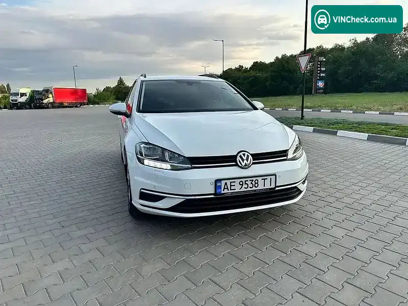 Volkswagen Golf 2017, фото з оголошення 1 з 20, VIN WVWZZZAUZJP513018