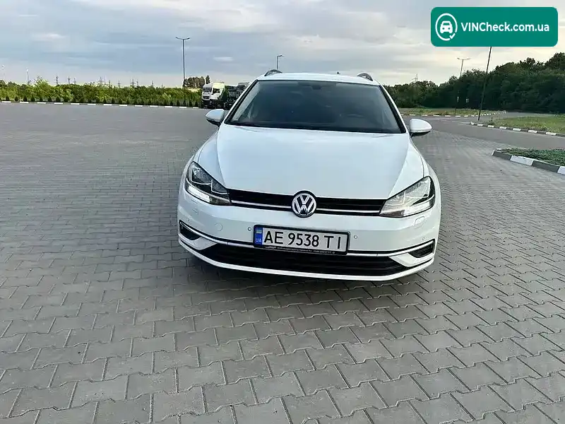 Volkswagen Golf 2017, фото з оголошення 2 з 20, VIN WVWZZZAUZJP513018
