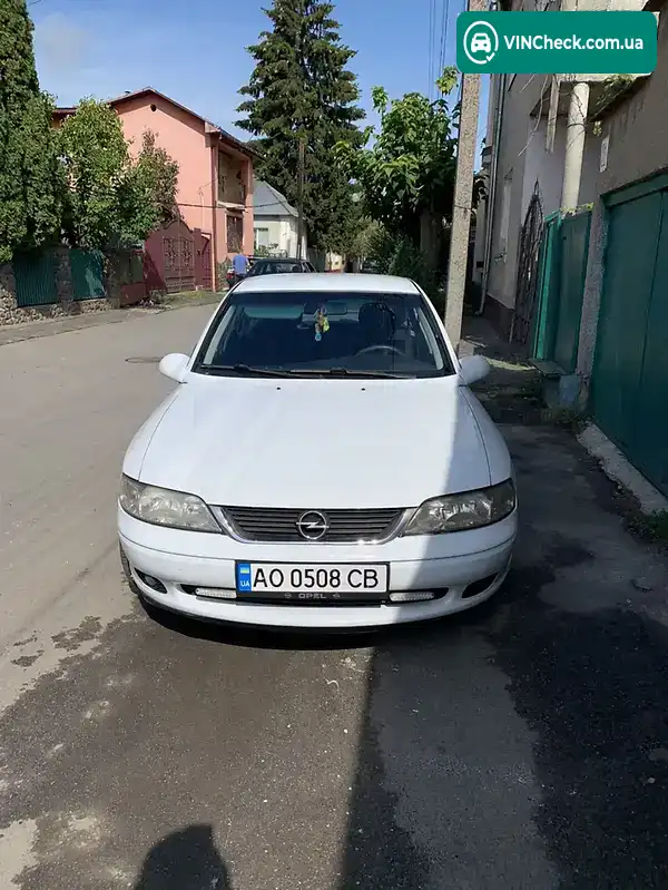 Opel Vectra 2001, фото з оголошення 1 з 8, VIN W0L0JBF1911218700