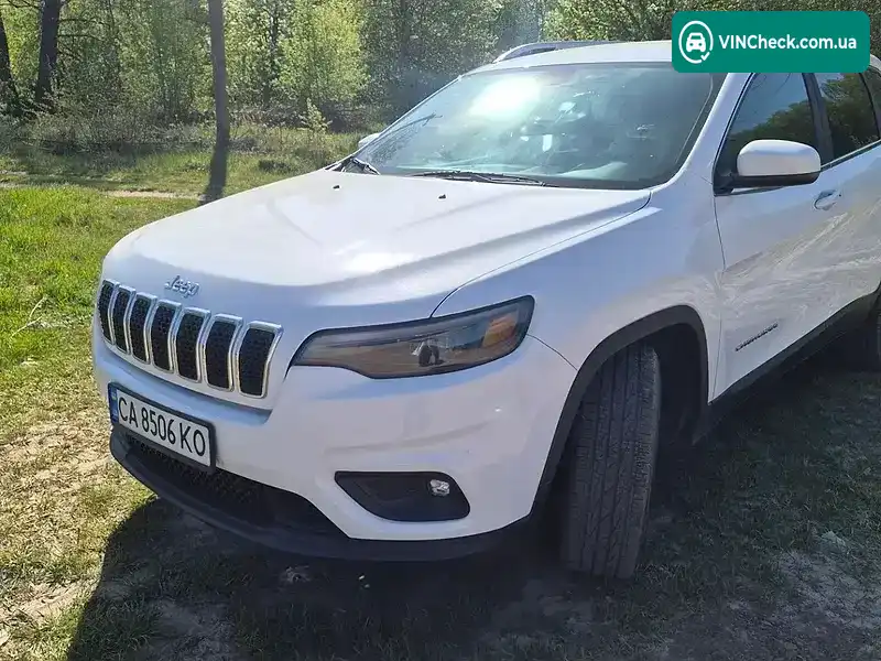 Jeep Cherokee 2018, фото з оголошення 2 з 20, VIN 1C4PJLLB0KD146193