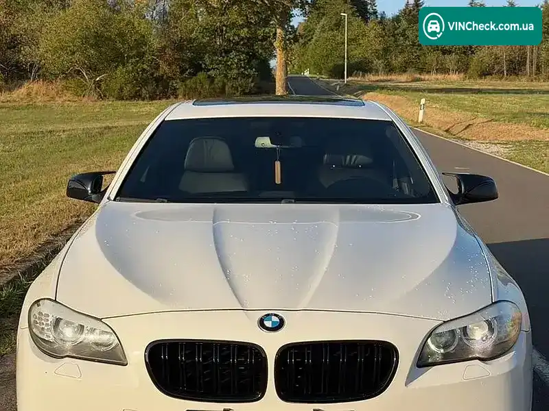 BMW 5 Series 2011, фото з оголошення 1 з 11, VIN WBAFR7C52CC809418