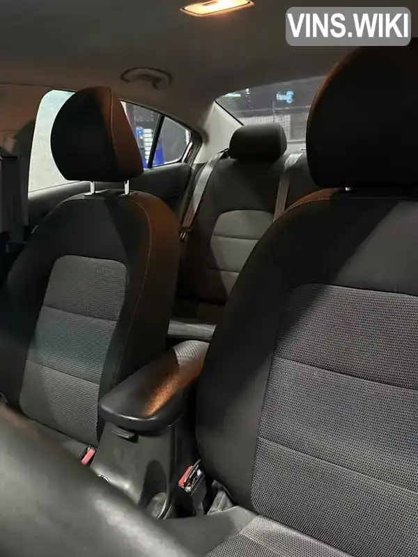Kia Forte 2017, фото з оголошення 2 з 21, VIN 3KPFK4A77HE137575