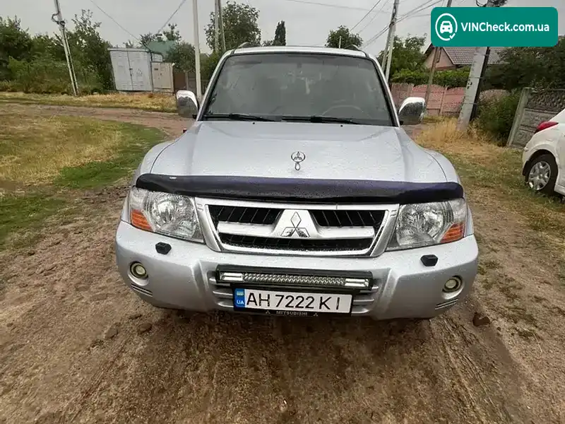Mitsubishi Pajero 2005, фото з оголошення 1 з 8, VIN JMYLRV73W5J705905