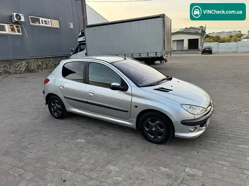 Peugeot 206 2003, фото з оголошення 1 з 20, VIN VF32AKFWR43216723