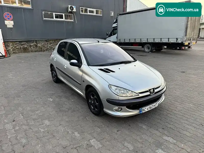 Peugeot 206 2003, фото з оголошення 2 з 20, VIN VF32AKFWR43216723
