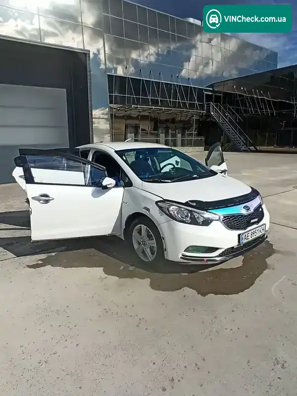 Kia Cerato 2013, фото з оголошення 2 з 21, VIN KNAFX411AE5123630