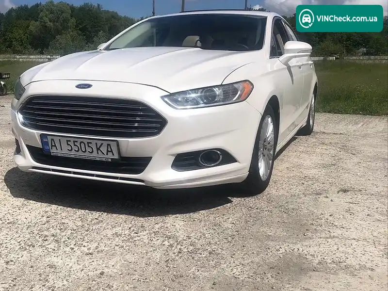 Ford Fusion 2012, фото з оголошення 1 з 20, VIN 3FA6P0LU6DR137671