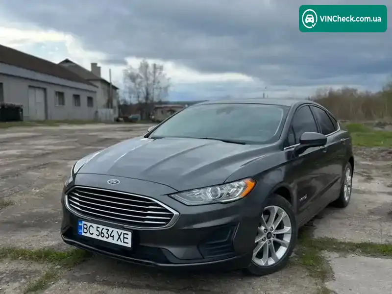 Ford Fusion 2019, фото з оголошення 1 з 20, VIN 3FA6P0LU0KR174275