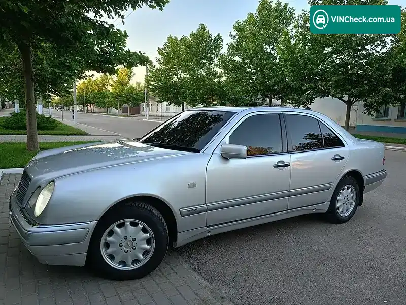 Mercedes-Benz E-Class 1999, фото з оголошення 1 з 13, VIN WDB2100611A882974