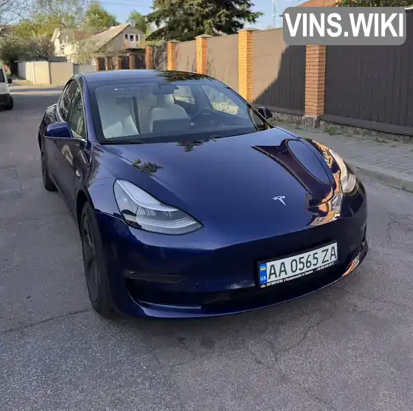 Tesla Model 3 2019, фото з оголошення 2 з 11, VIN 5YJ3E7EB9KF203104