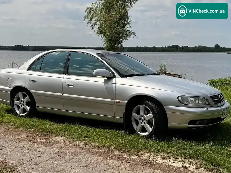 Opel Omega 2000, фото з оголошення 2 з 20, VIN W0L0VBM69Y1171761