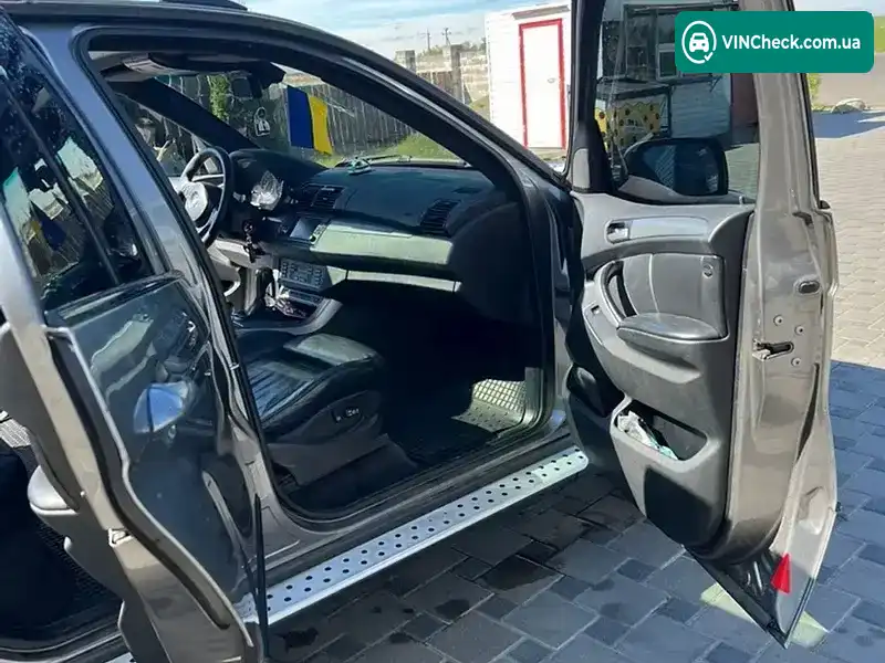 BMW X5 2006, фото з оголошення 2 з 20, VIN WBAFB71060LX56262