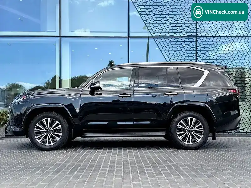 Lexus LX 2025, фото з оголошення 2 з 20, VIN JTJPABCX204005626