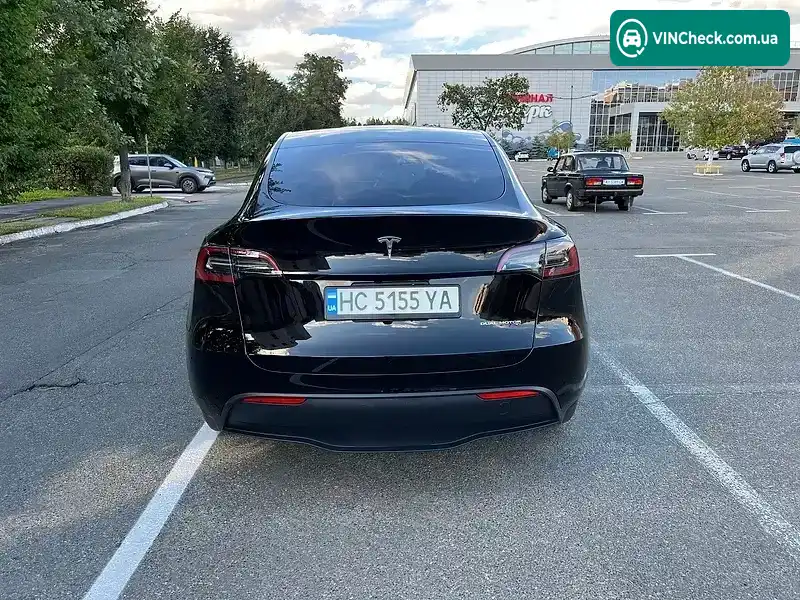 Tesla Model Y 2024, фото з оголошення 1 з 12, VIN 7SAYGDEE0RF178308