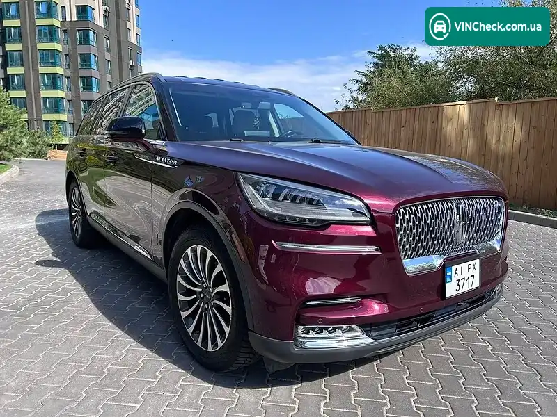 Lincoln Aviator 2019, фото з оголошення 2 з 20, VIN 5LM5J7WC0LGL17195
