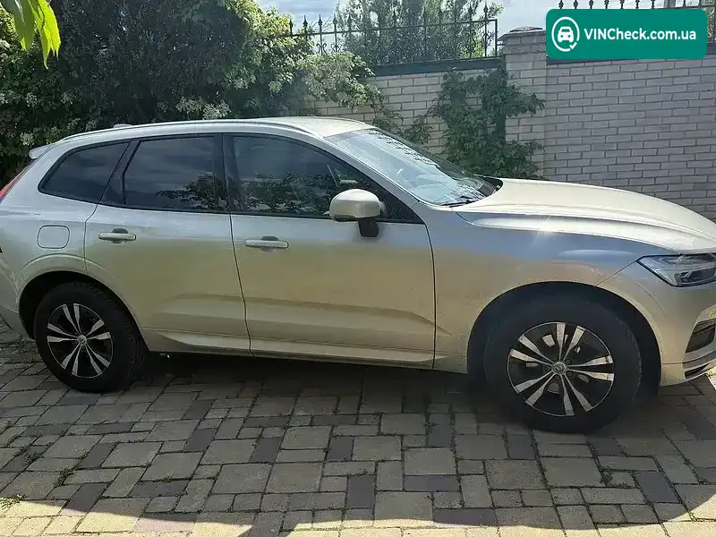 Volvo XC60 2019, фото з оголошення 1 з 9, VIN YV1UZA8VDL1460300