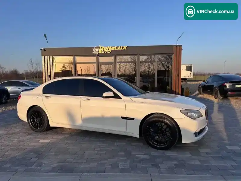 BMW 7 Series 2009, фото з оголошення 2 з 21, VIN WBAKB83559CY58646