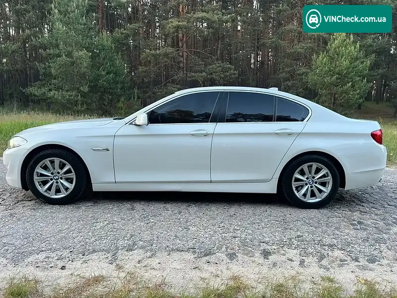 BMW 5 Series 2012, фото з оголошення 2 з 15, VIN WBAFW11060DY48737