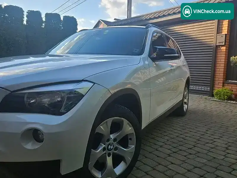 BMW X1 2014, фото з оголошення 2 з 11, VIN WBAVP71050V208674
