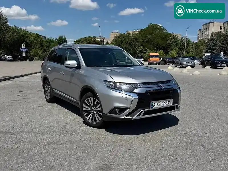 Mitsubishi Outlander 2019, фото з оголошення 1 з 9, VIN JMBXTGF3WLJ000147
