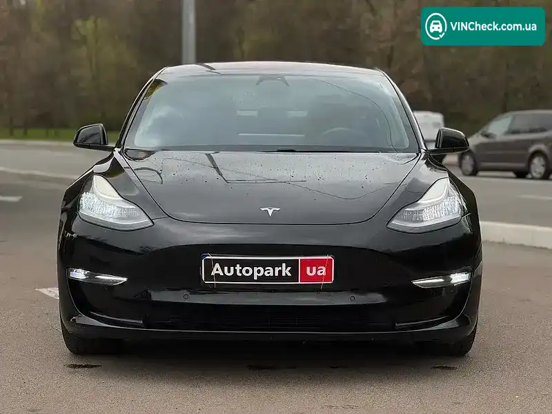 Tesla Model 3 2019, фото з оголошення 2 з 21, VIN 5YJ3E1EAXKF325331