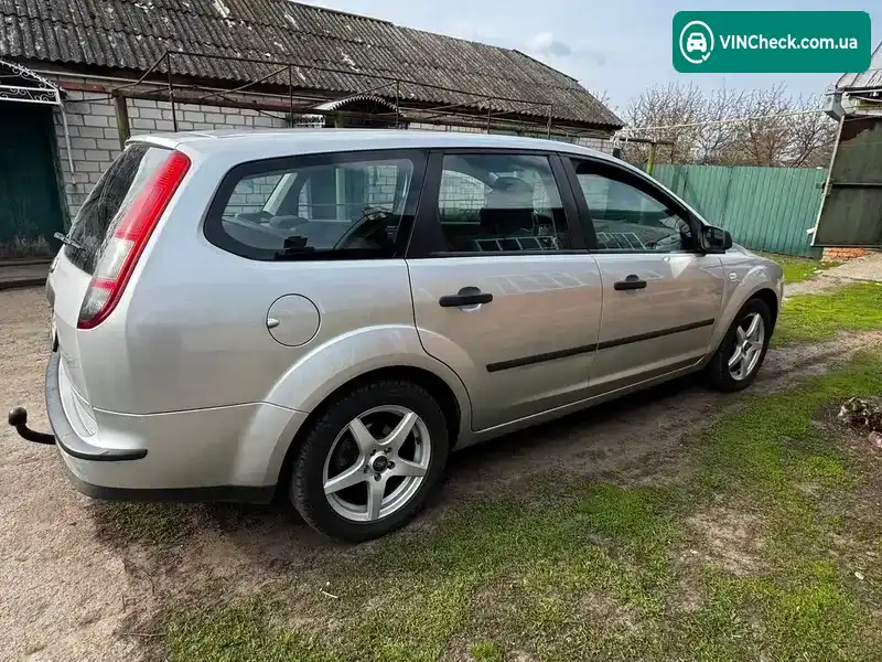Ford Focus 2005, фото з оголошення 2 з 19, VIN WF0WXXGCDW5M18383