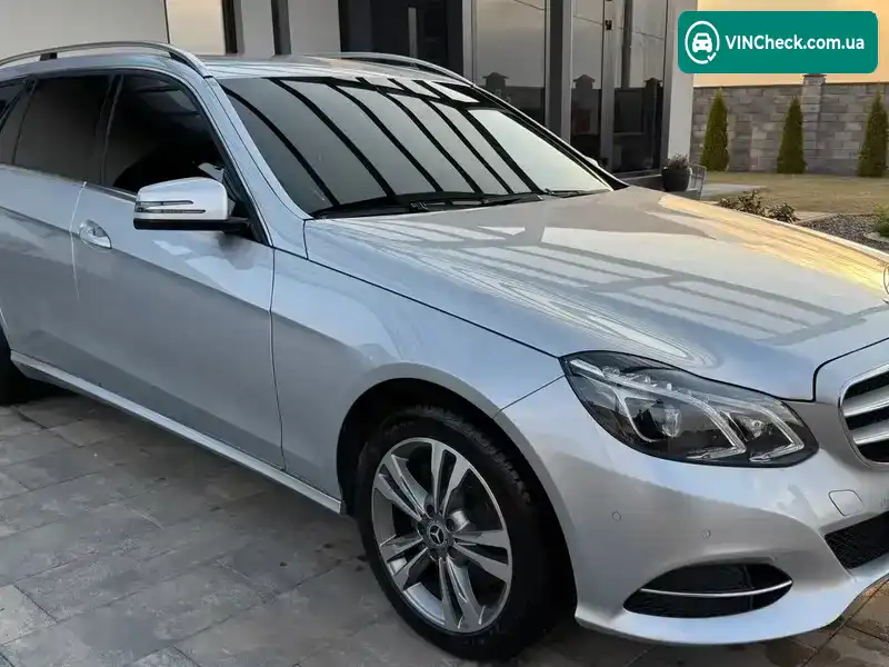 Mercedes-Benz E-Class 2013, фото з оголошення 2 з 21, VIN WDD2122031A807221