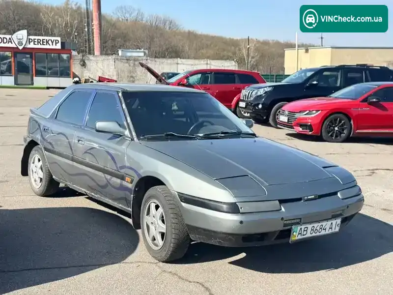 Mazda 323 1990, фото з оголошення 2 з 12, VIN JMZBG14F200145781