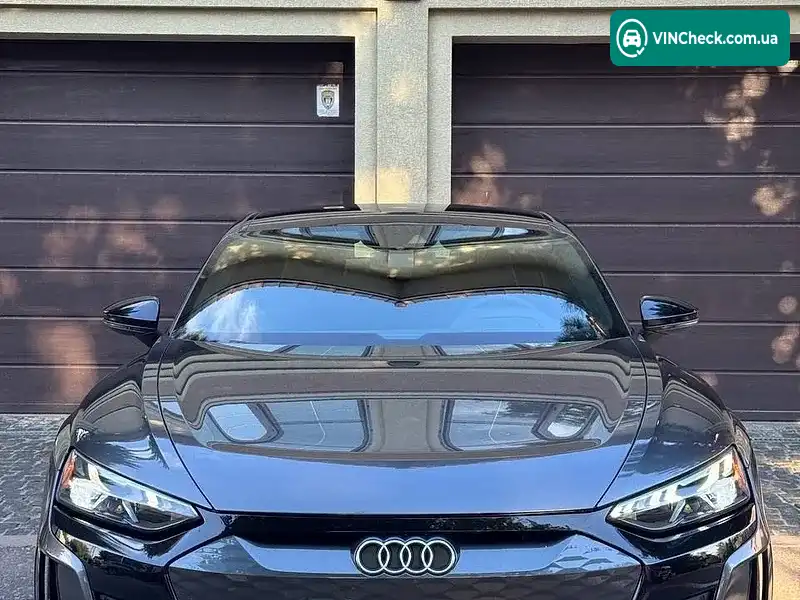 Audi e-tron GT 2023, фото з оголошення 2 з 19, VIN WAUCJBFW4P7005802