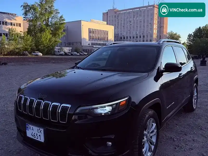 Jeep Cherokee 2018, фото з оголошення 2 з 15, VIN 1C4PJLCB4KD215466