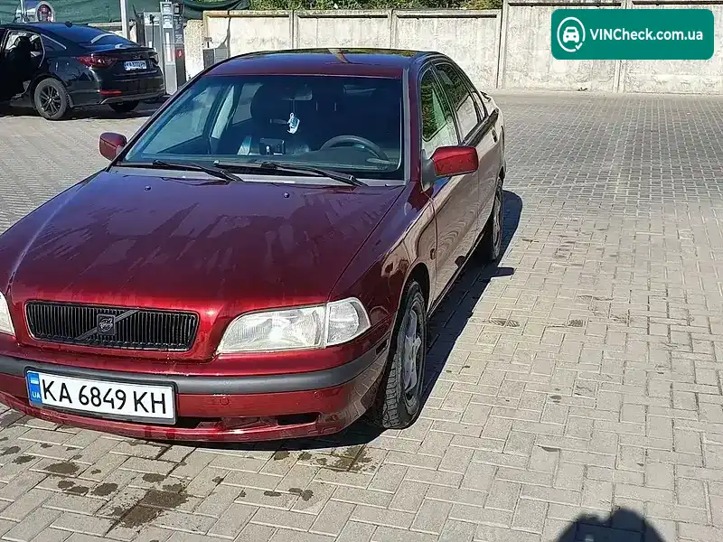 Volvo S40 1998, фото з оголошення 1 з 16, VIN YV1VS1226WF234811