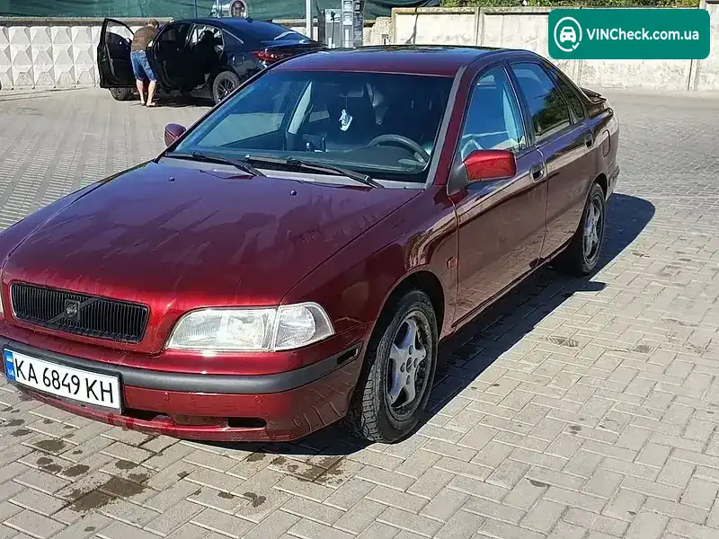 Volvo S40 1998, фото з оголошення 2 з 16, VIN YV1VS1226WF234811